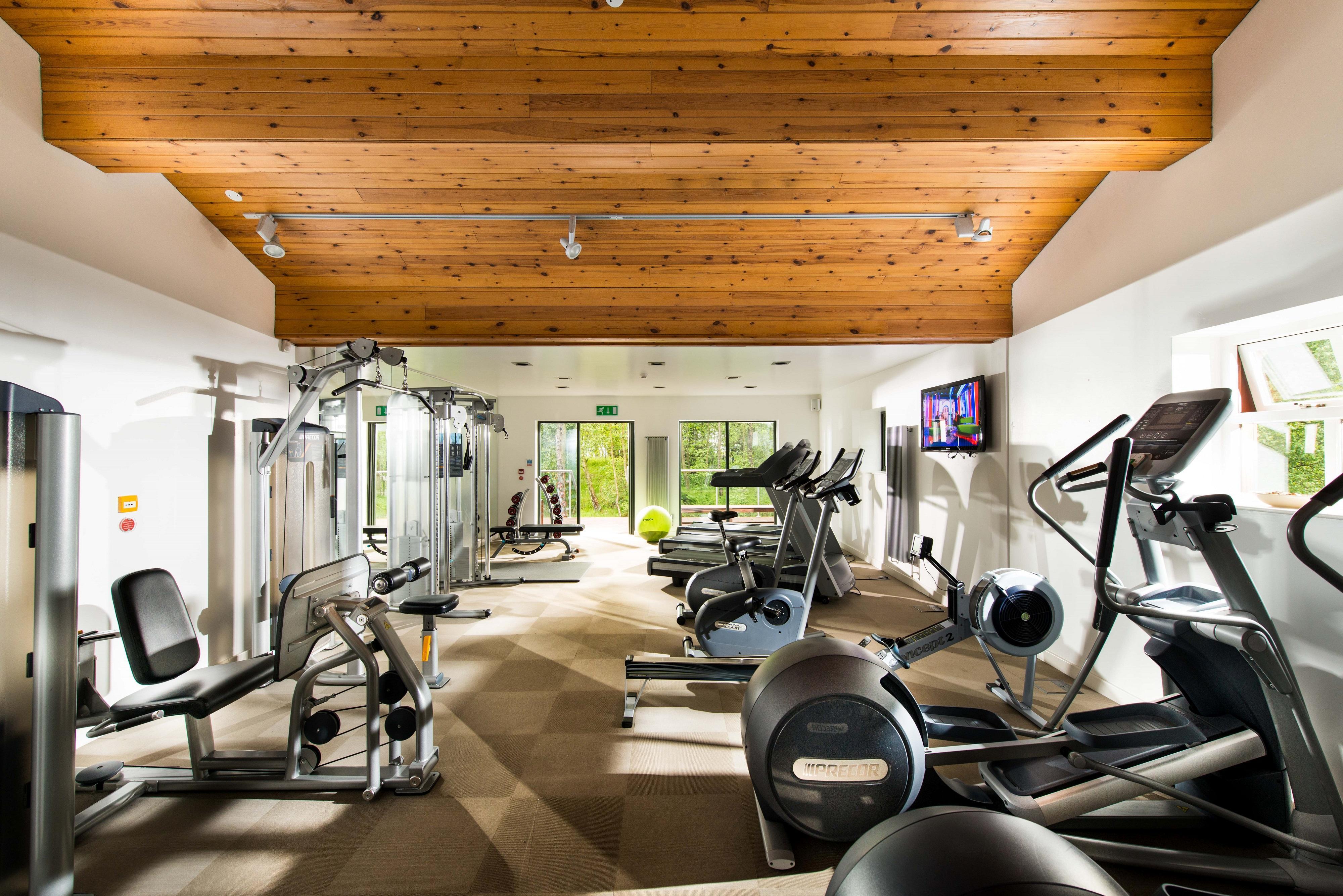 Chevin Country Park Hotel & Spa Отли Экстерьер фото
